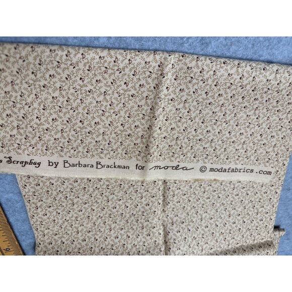 Barbara Brackman Moda Babys Pantalettes 1850-1900 Cotton Fabric 18" x 22" Brown - Picture 4 of 6